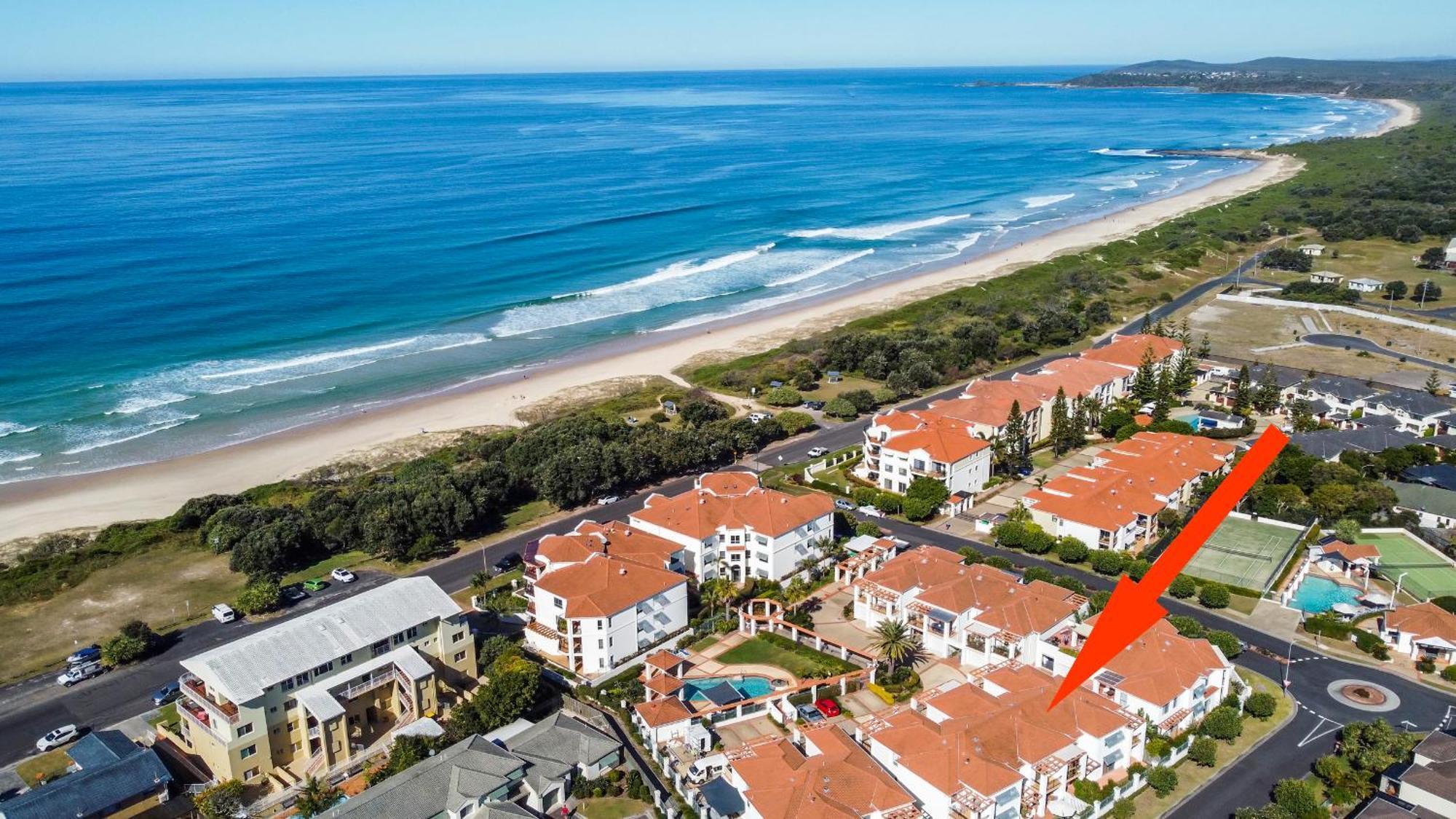 Breakers Unit 5 5 - Ljhooker *